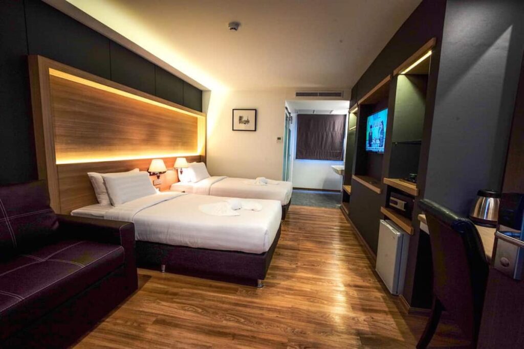best recommended hotels in hat yai the three